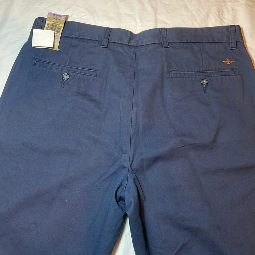 Dockers Men’s The Soft Khaki D3 Classic Blue Pants - Picture 3 of 6